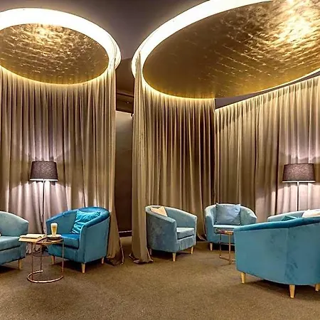 Afrodyta Business & 4*