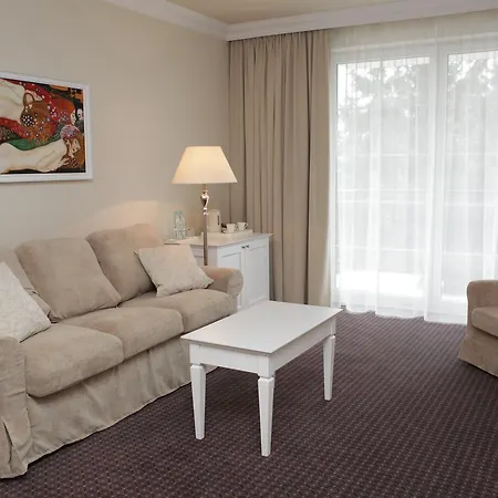 Afrodyta Business & 4*