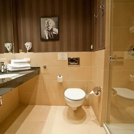 Afrodyta Business & 4*