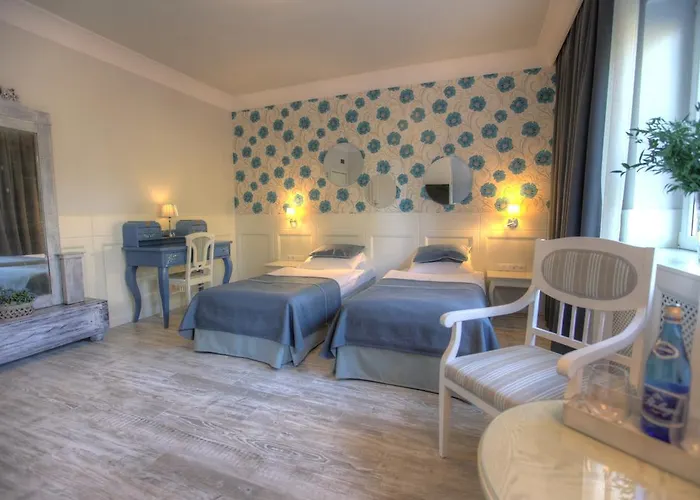 Hotel Afrodyta Business & 4*